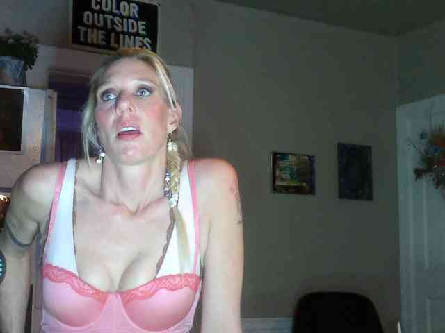 mylfGlama webcam