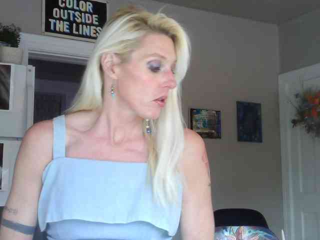 mylfGlama webcam