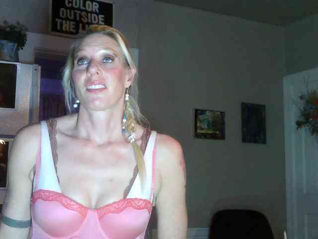 mylfGlama webcam