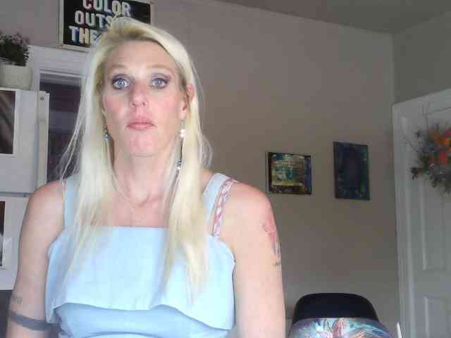 mylfGlama webcam
