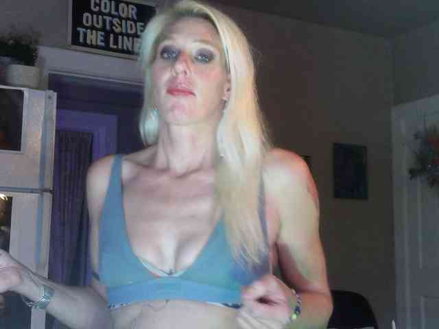 mylfGlama webcam