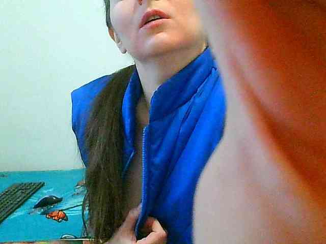 MagalitaAx webcam