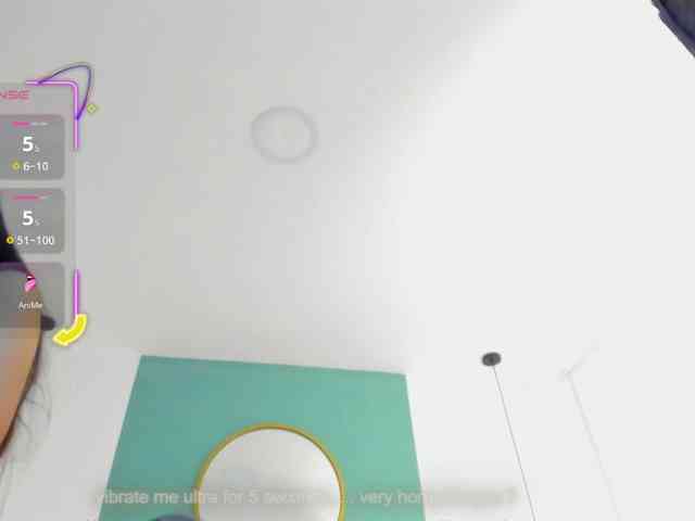 lucy-blue28 webcam