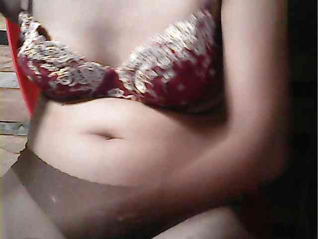 HornyNica webcam