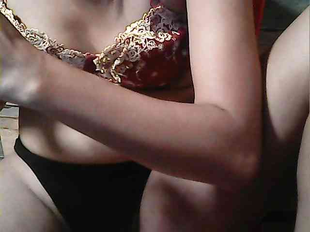 HornyNica webcam