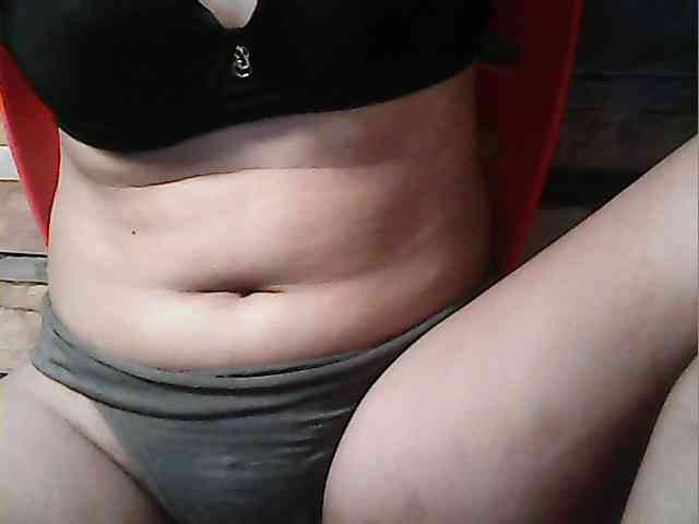HornyNica webcam