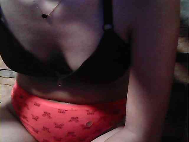 HornyNica webcam