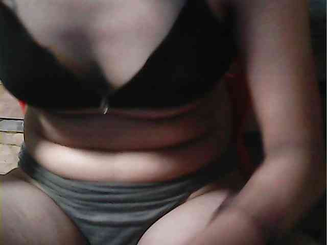 HornyNica webcam