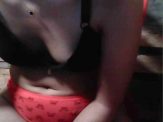 HornyNica webcam