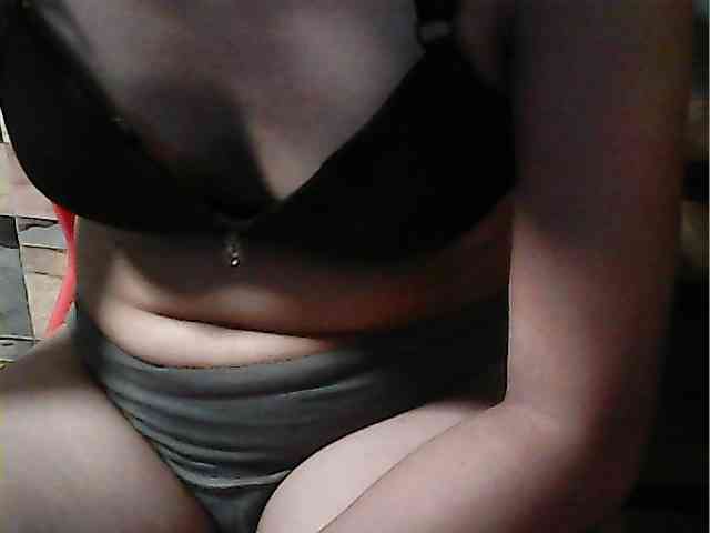 HornyNica webcam