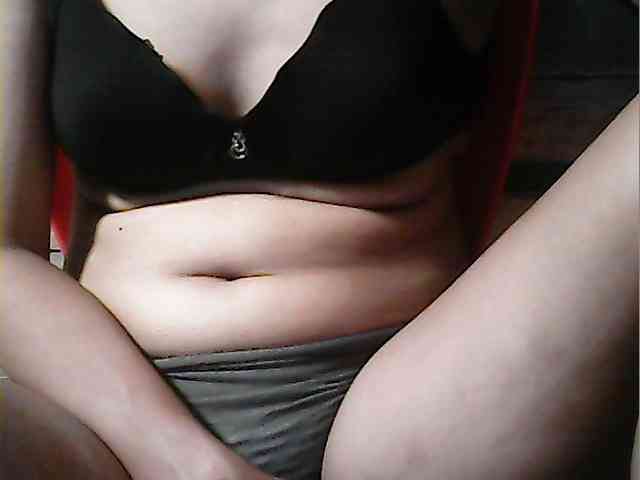 HornyNica webcam