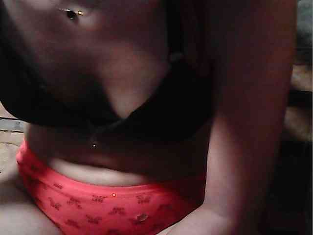 HornyNica webcam