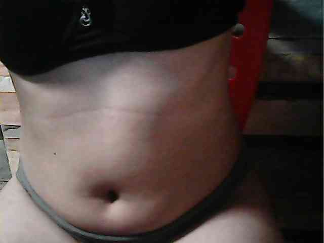 HornyNica webcam