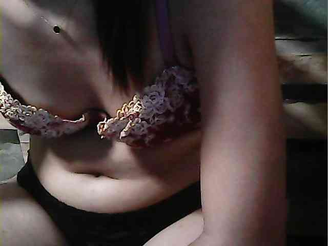 HornyNica webcam