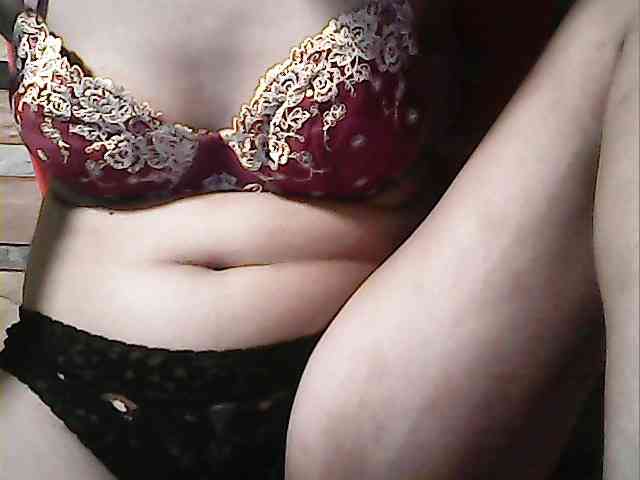 HornyNica webcam