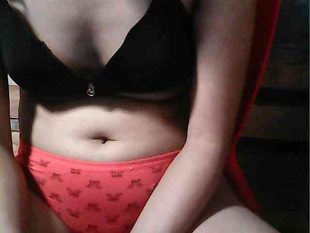 HornyNica webcam