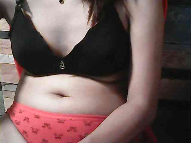 HornyNica webcam