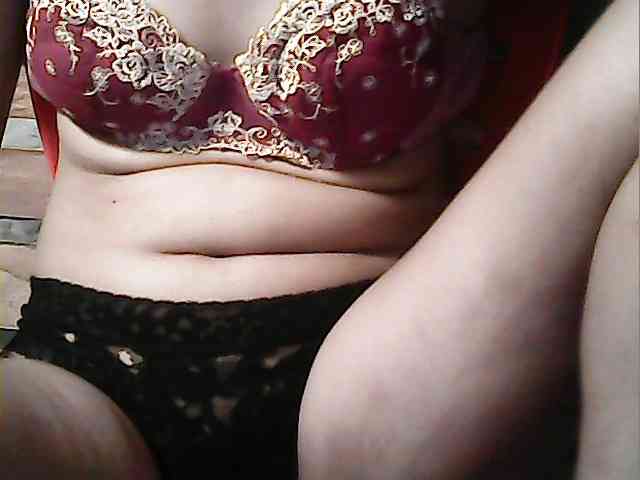 HornyNica webcam