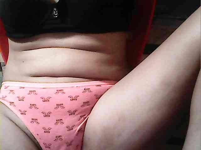 HornyNica webcam