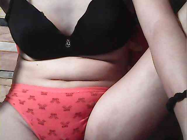 HornyNica webcam