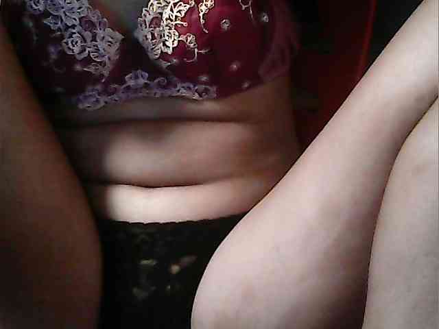 HornyNica webcam