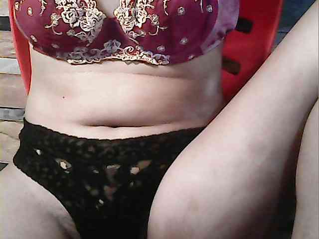 HornyNica webcam