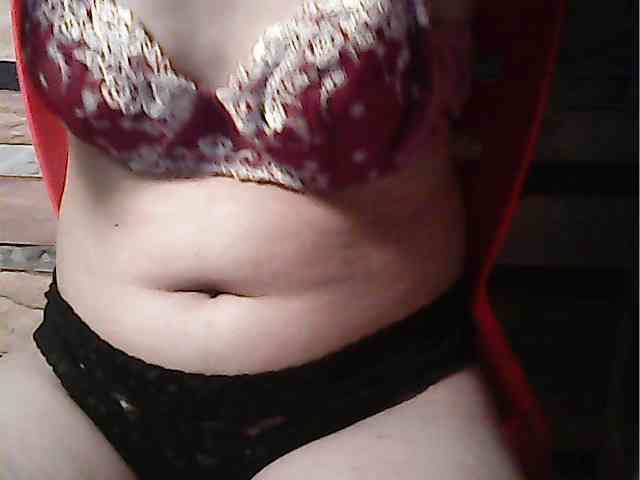 HornyNica webcam