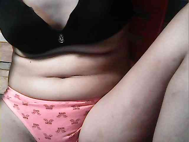 HornyNica webcam