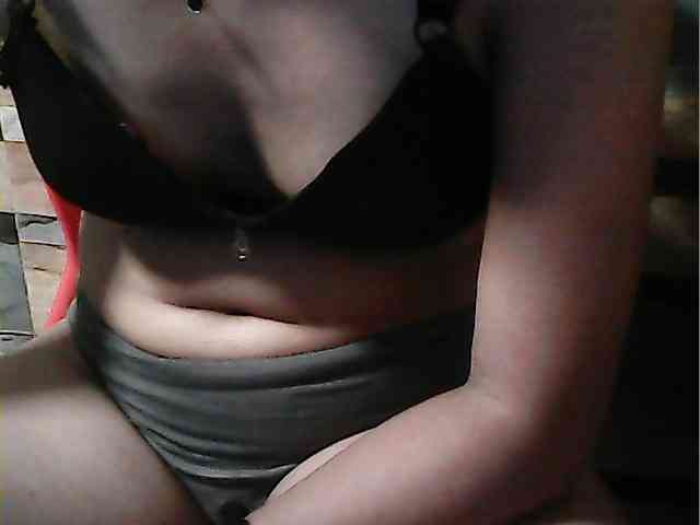 HornyNica webcam