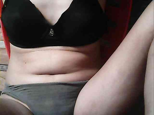 HornyNica webcam