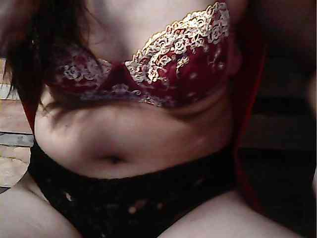 HornyNica webcam