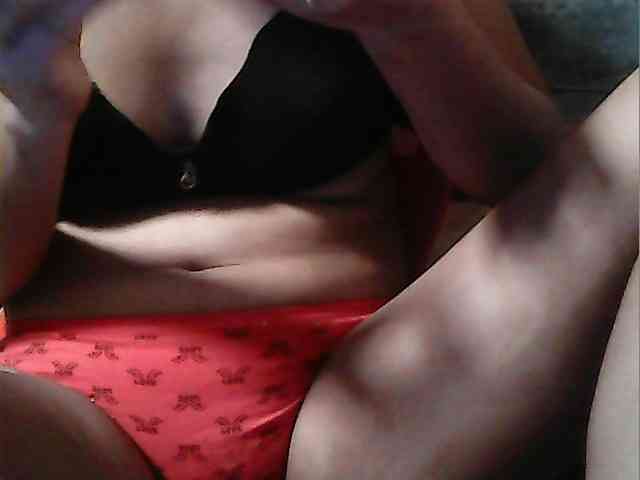 HornyNica webcam