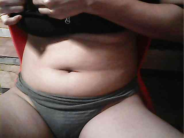 HornyNica webcam