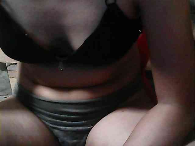 HornyNica webcam