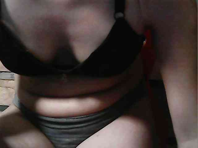 HornyNica webcam