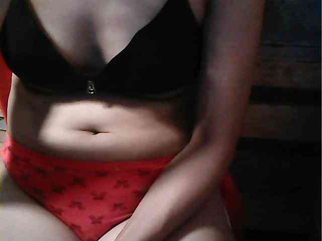 HornyNica webcam