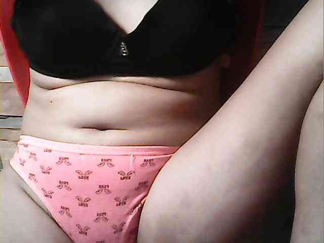 HornyNica webcam