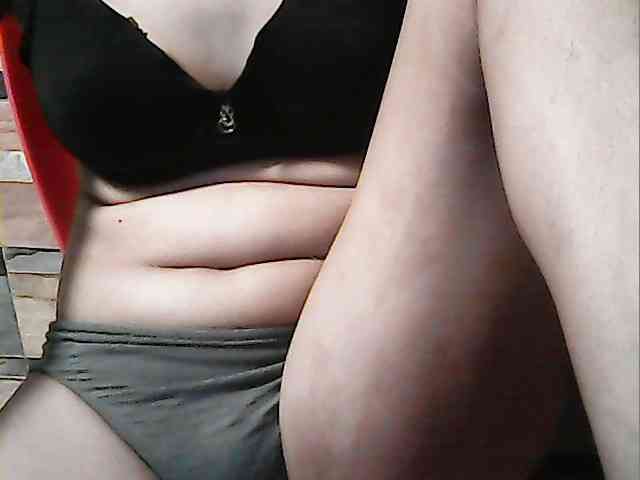 HornyNica webcam