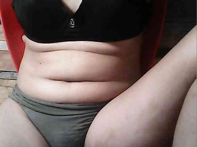 HornyNica webcam