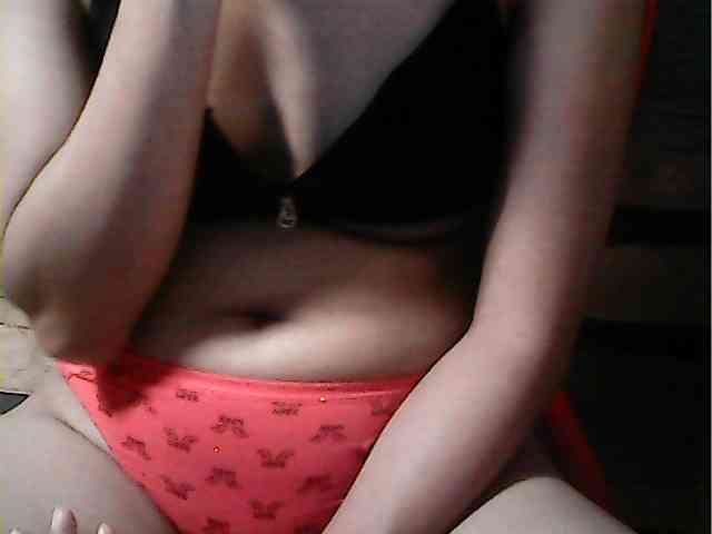 HornyNica webcam