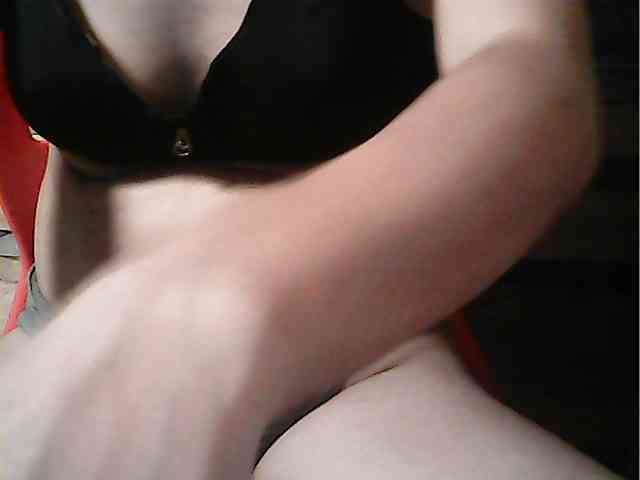 HornyNica webcam