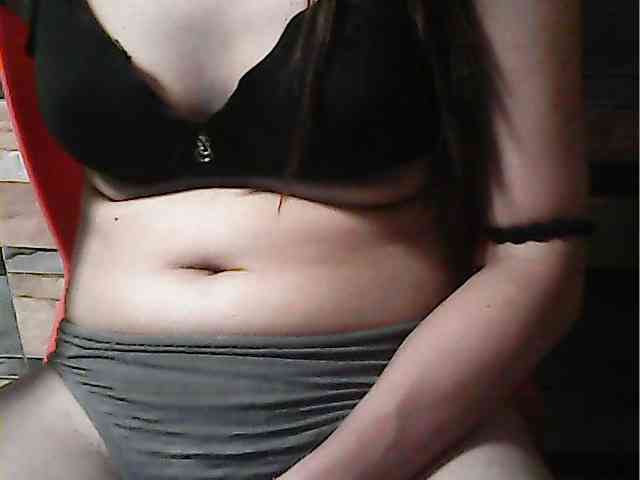 HornyNica webcam