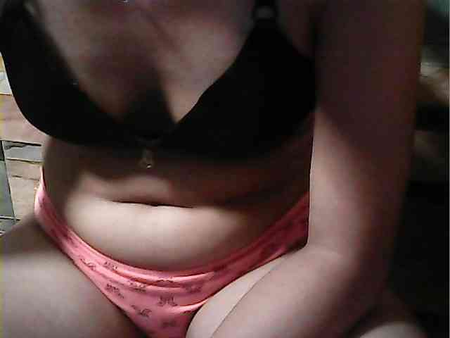 HornyNica webcam