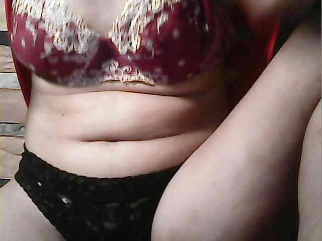 HornyNica webcam