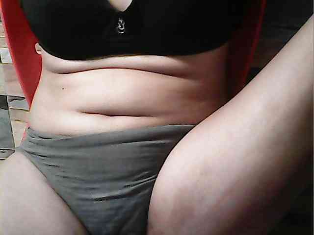HornyNica webcam