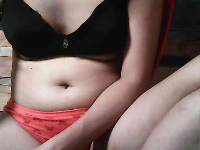 HornyNica webcam