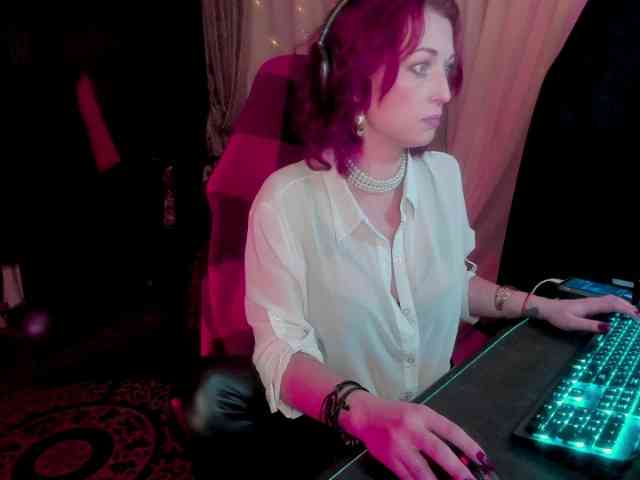 miss-asmodeus webcam