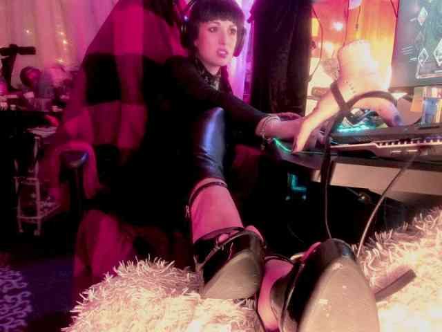 miss-asmodeus webcam