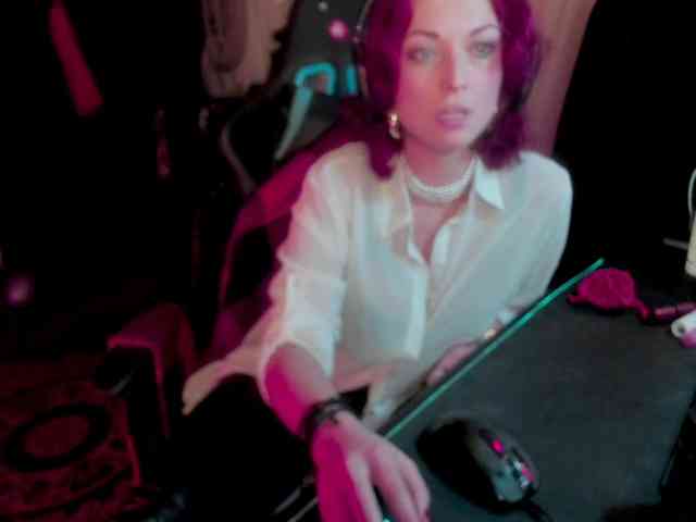 miss-asmodeus webcam