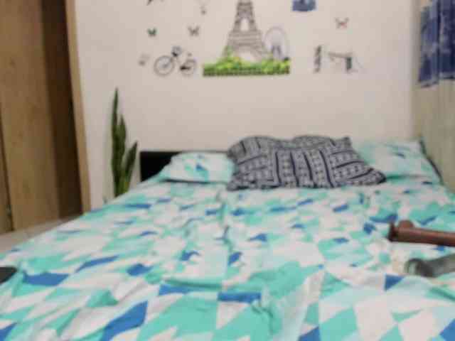 diana_coffee webcam